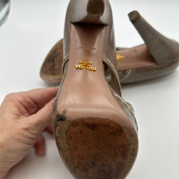 Prada heels, size 39 - Picture 8 of 15